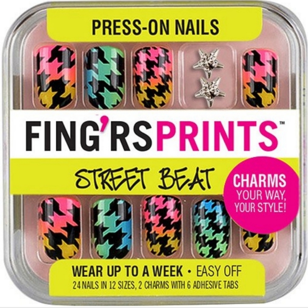 NWT FING'RS PRINTSStreet Beat Kid's Press-On Nails & Charms: HOUNDSTOOTH/⭐️